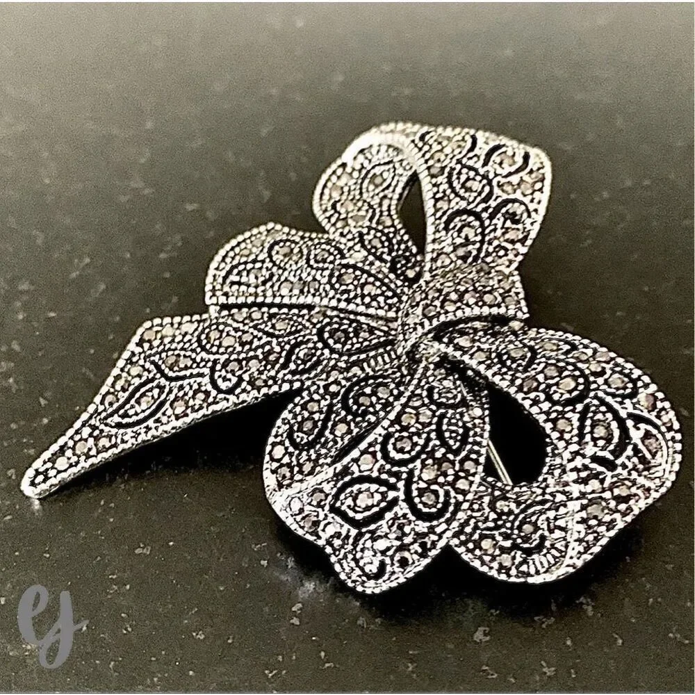 Bro-Brooch - Marcasite Style Bow Lapel Pin in Silver Tone Openwork